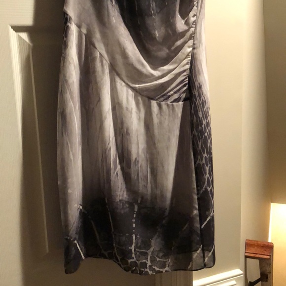 W by Worth Dress Size 4 - Picture 3 of 6